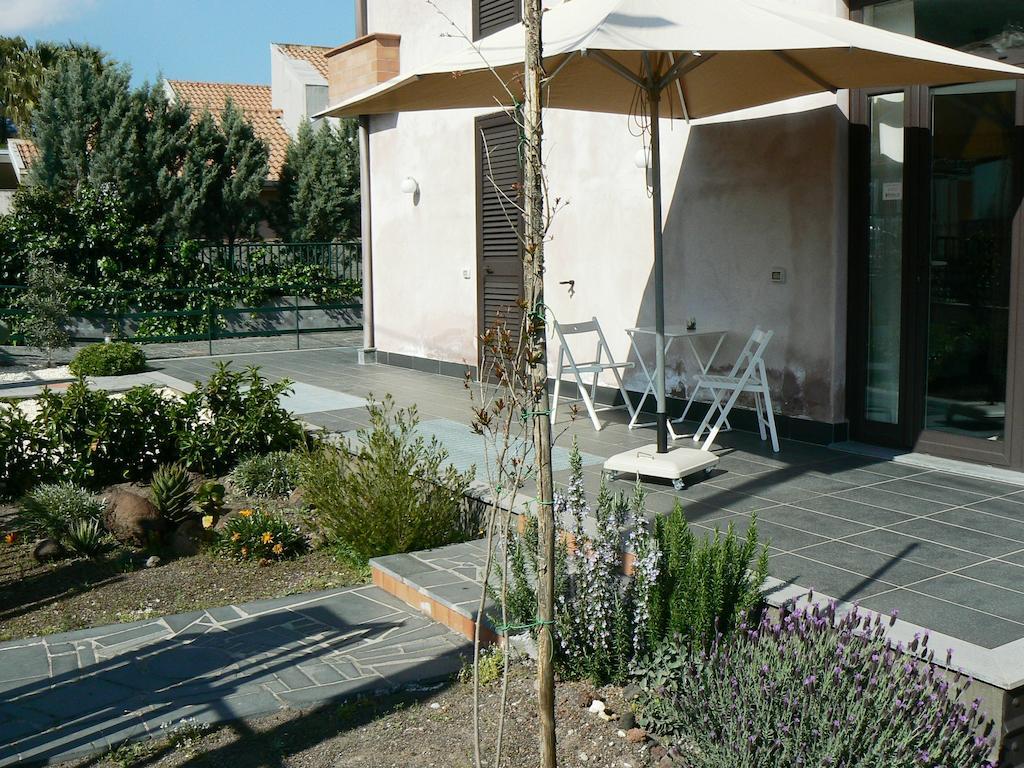 Etna Holiday Home 니콜로시 객실 사진