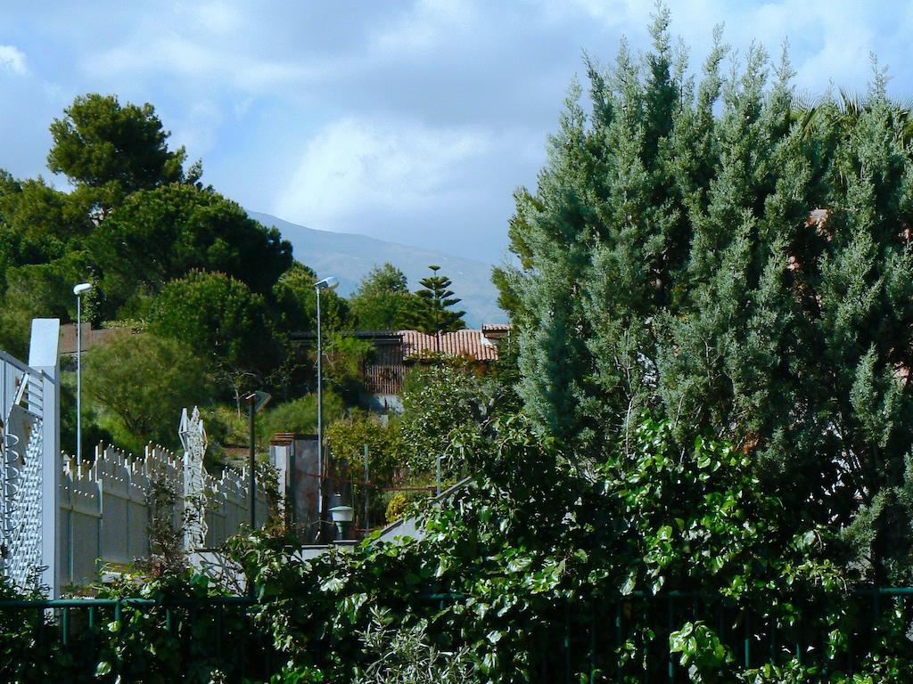 Etna Holiday Home 니콜로시 객실 사진